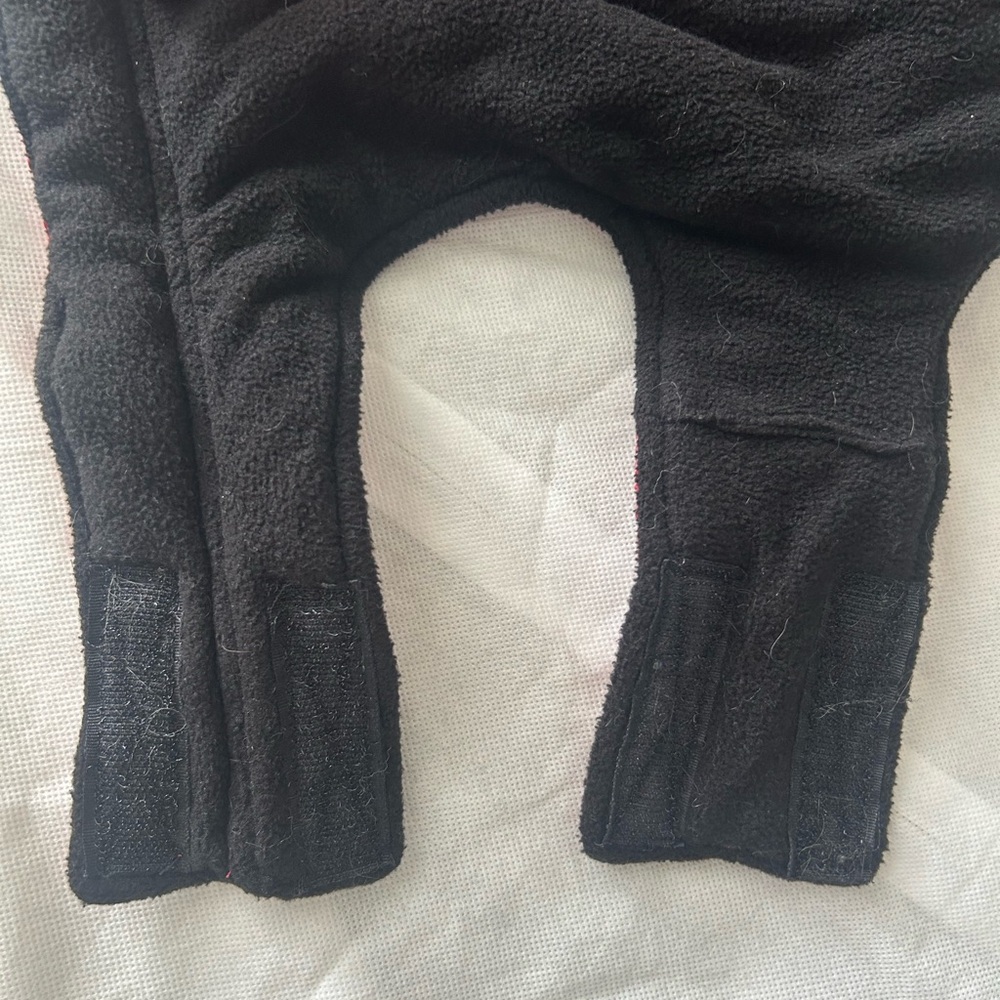 Red Dog Jacket - Picture 5 of 7